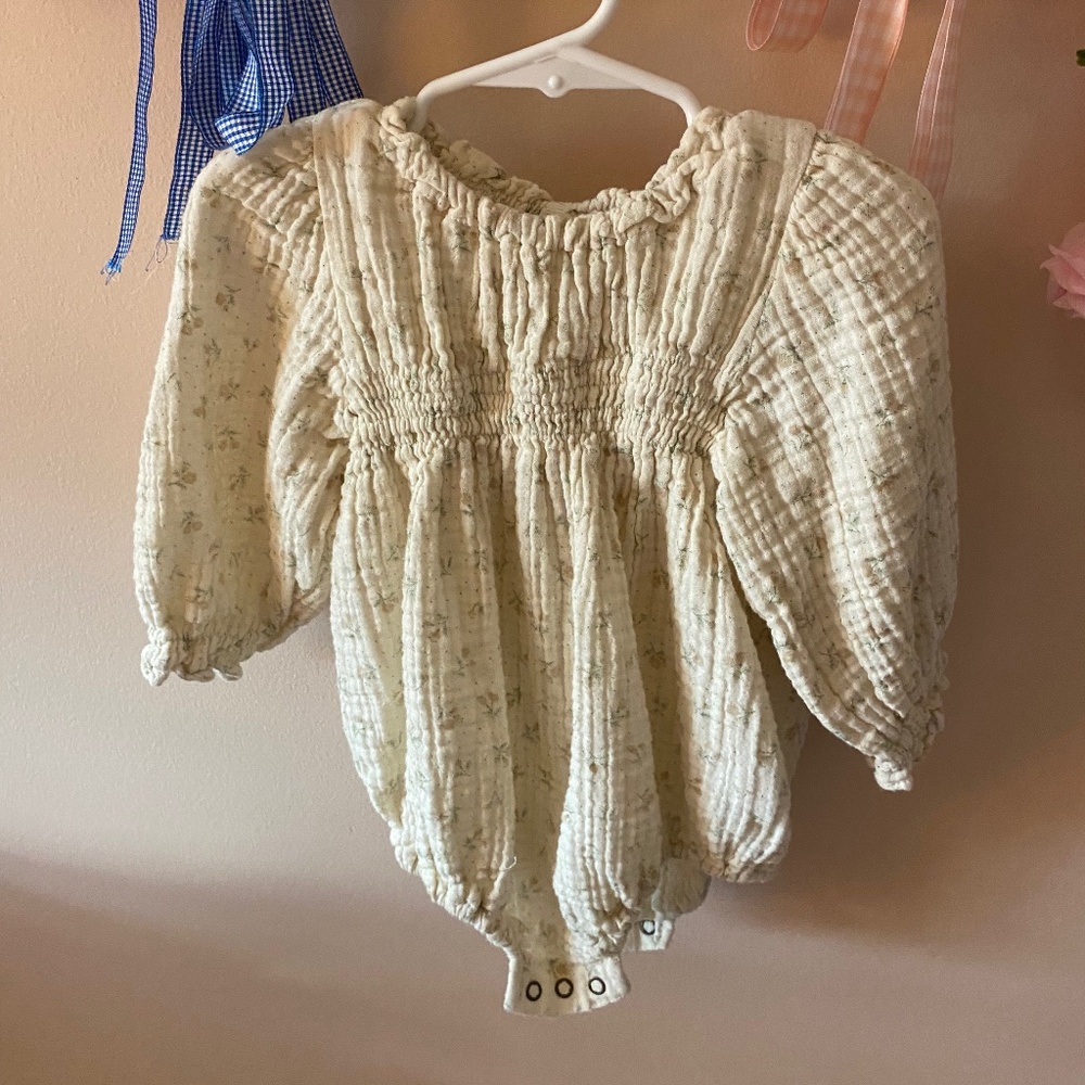 Monbebe Romper Size L